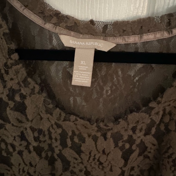 Women’s Banana Republic Tan Brown Lace Top - XL - Picture 2 of 3